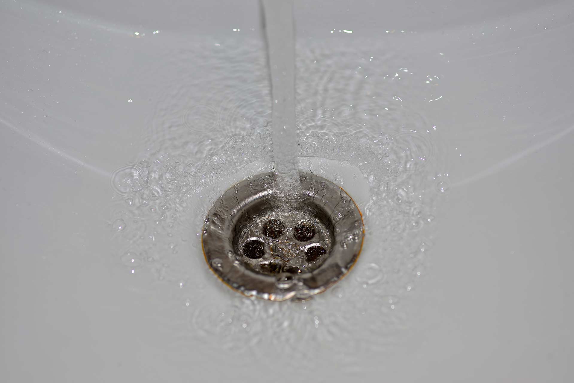 A2B Drains provides services to unblock blocked sinks and drains for properties in Tadley.